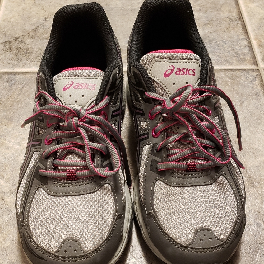 Women's Asics Running shoes size 8.5